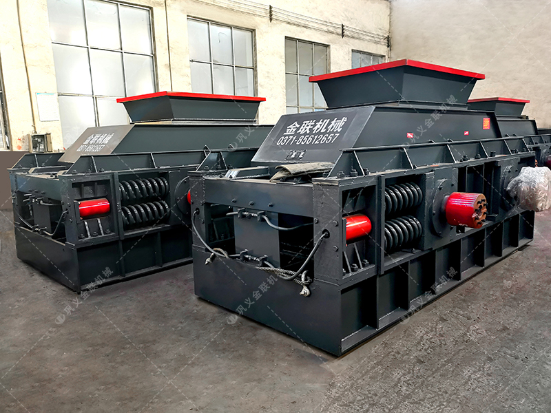 2PG1508大型對輥破碎機發(fā)貨圖片_發(fā)往廣東清遠_破碎石英砂