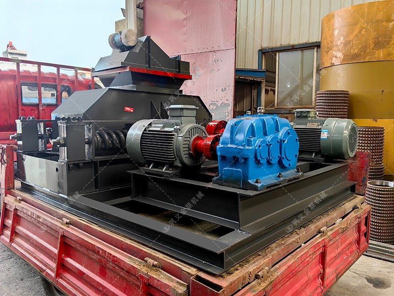 白云石破碎機(jī)_白云石粉碎機(jī),白云石破碎機(jī)價格,多少錢一臺 白云石破碎機(jī)_白云石粉碎機(jī),白云石破碎機(jī)價格,多少錢一臺